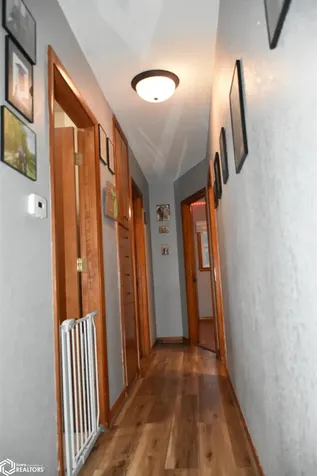 11642 Highway S33 Iowa Falls IA 50126