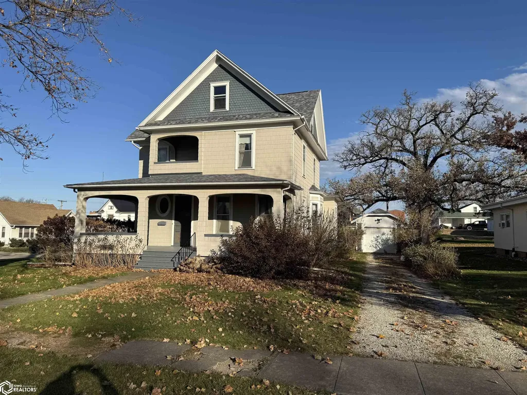 201 E Ohio Street Toledo IA 52342