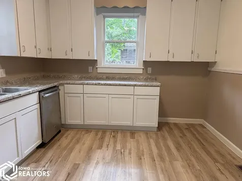 515 S Starr Avenue Burlington IA 52601