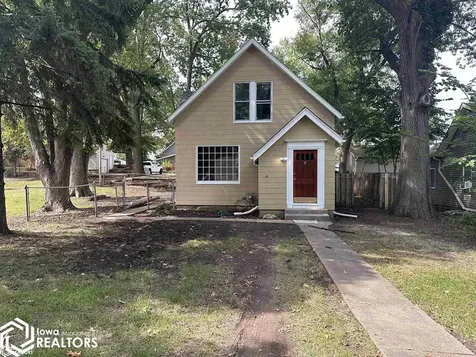 515 S Starr Avenue Burlington IA 52601