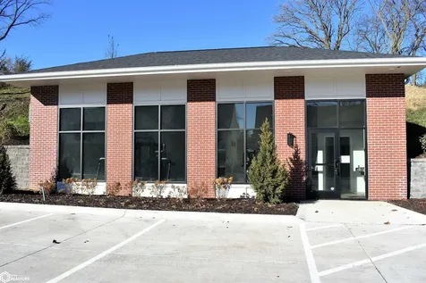 2358 River Road Iowa Falls IA 50126