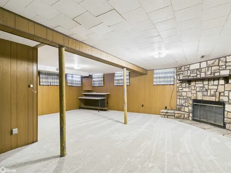 109 Lofton Drive Keokuk IA 52632