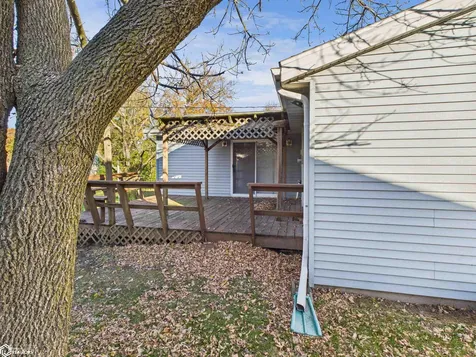109 Lofton Drive Keokuk IA 52632