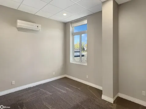 110 Rocksylvania Ave Unit 201 Iowa Falls IA 50126