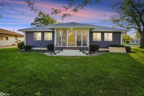 1918 S Center Street Marshalltown IA 50158