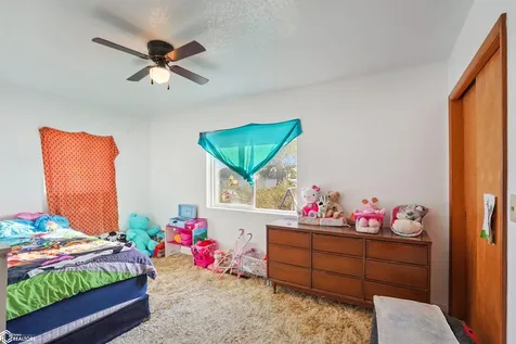 1918 S Center Street Marshalltown IA 50158