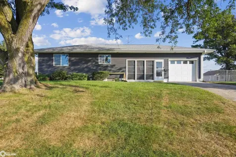 1918 S Center Street Marshalltown IA 50158