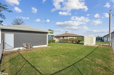 1918 S Center Street Marshalltown IA 50158