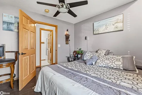 302 Richard Lane Marshalltown IA 50158