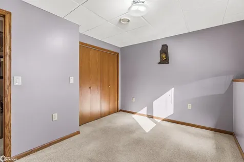 302 Richard Lane Marshalltown IA 50158