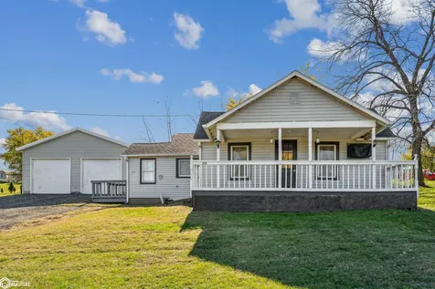 215 Brady Street Brooklyn IA 52211
