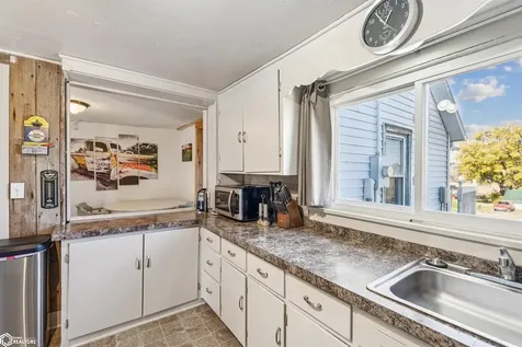 215 Brady Street Brooklyn IA 52211