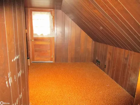 607 Lincoln Ackley IA 50601