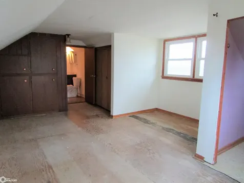 607 Lincoln Ackley IA 50601