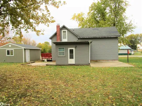 607 Lincoln Ackley IA 50601
