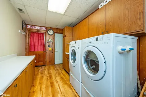 6 W Meadow Lane Marshalltown IA 50158