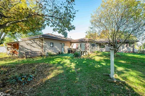 6 W Meadow Lane Marshalltown IA 50158