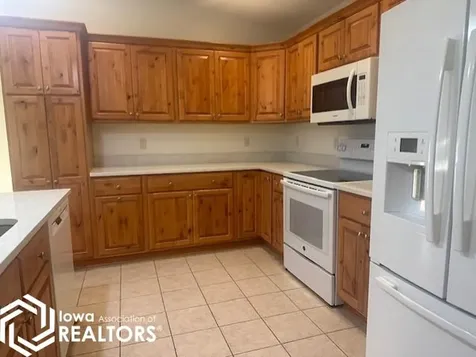 901 3rd Avenue S Clear Lake IA 50428