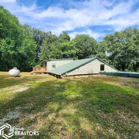 4038 Phelps Drive Brooklyn IA 52211