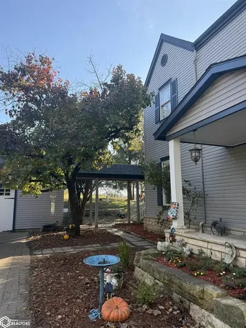 2008 Libertyville Road Fairfield IA 52556