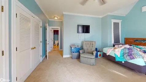 2008 Libertyville Road Fairfield IA 52556
