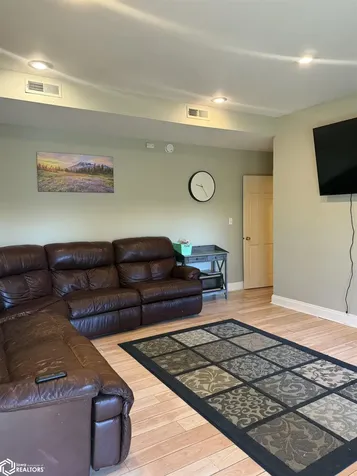 2008 Libertyville Road Fairfield IA 52556