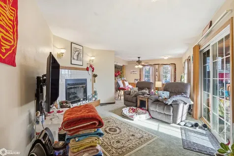 9435 118th Street Burlington IA 52601