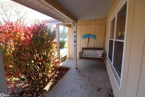 2020 Logan Drive Keokuk IA 52632