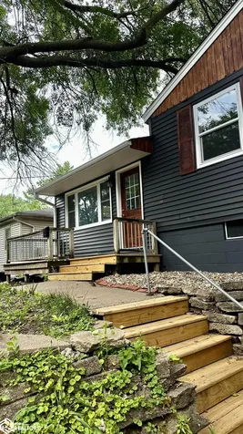 606 N 3rd Street Oskaloosa IA 52577