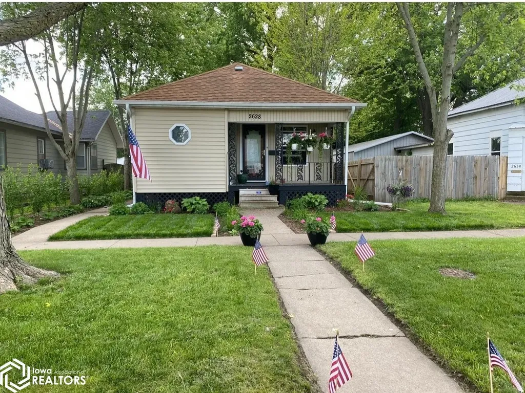 2628 Avenue H Fort Madison IA 52627