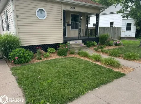 2628 Avenue H Fort Madison IA 52627