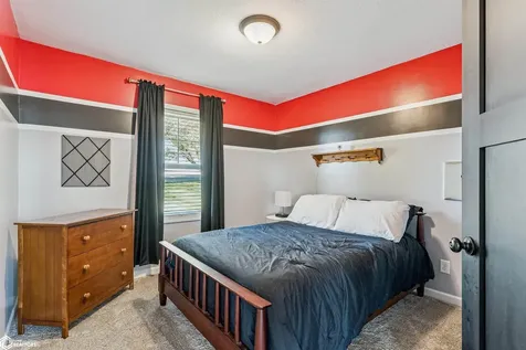 410 Carlton Street Garwin IA 50632