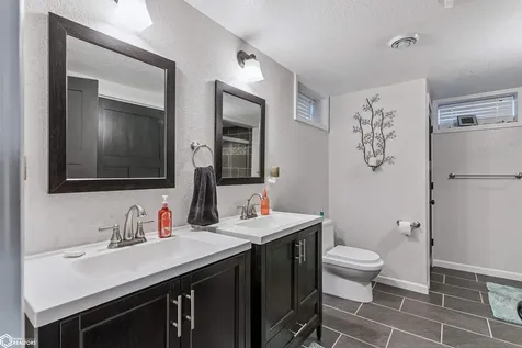 410 Carlton Street Garwin IA 50632
