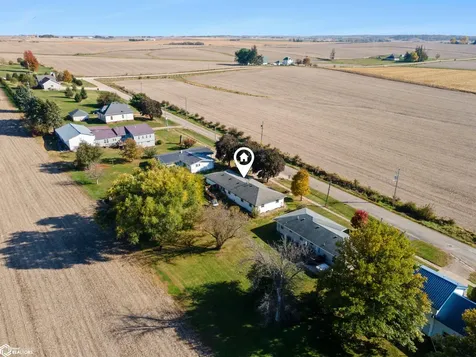 410 Carlton Street Garwin IA 50632