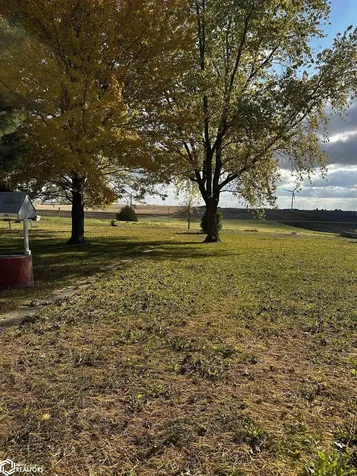 4182 160th Street Brooklyn IA 52211