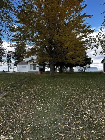 4182 160th Street Brooklyn IA 52211