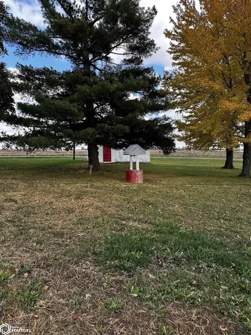 4182 160th Street Brooklyn IA 52211