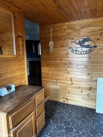 4182 160th Street Brooklyn IA 52211