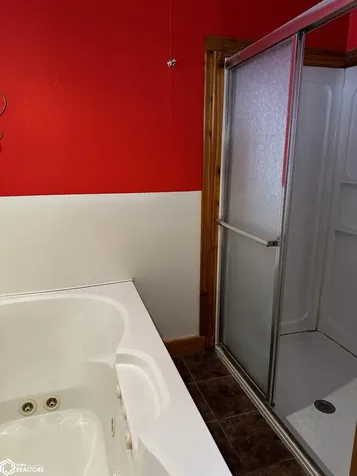 4182 160th Street Brooklyn IA 52211