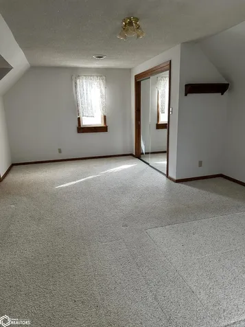 4182 160th Street Brooklyn IA 52211
