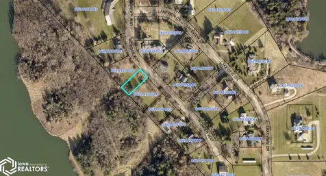 1504 Wonder Way Fairfield IA 52556