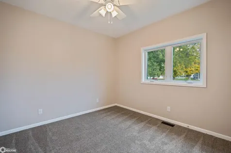 206 1st Avenue N State Center IA 50247