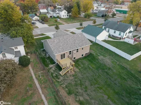 206 1st Avenue N State Center IA 50247