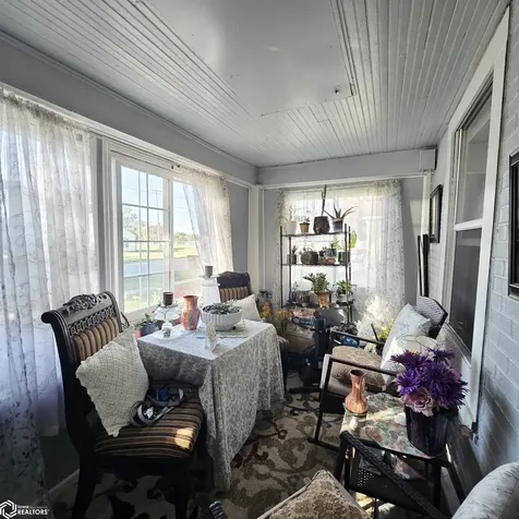 907 G Avenue W Oskaloosa IA 52577