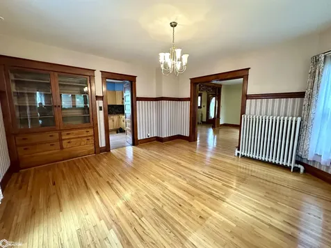 1517 Elm Street Grinnell IA 50112