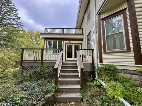 1517 Elm Street Grinnell IA 50112