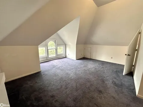 1517 Elm Street Grinnell IA 50112