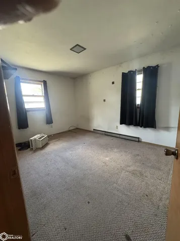 534 Jefferson Street Wapello IA 52653