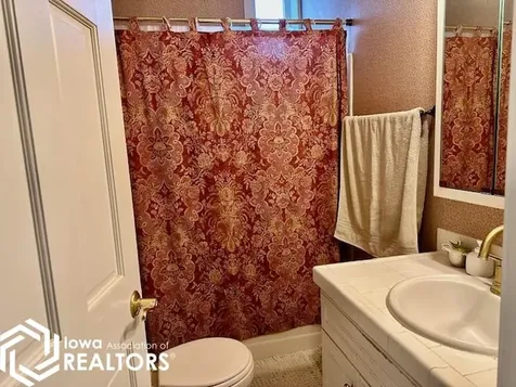 1845 Crystal Springs Lane Fairfield IA 52556