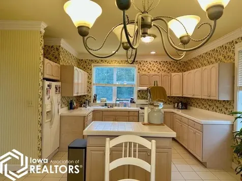 1845 Crystal Springs Lane Fairfield IA 52556